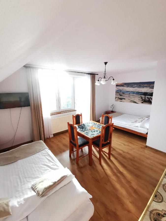 Grodzisko Pokoje Do Wynajecia Krynica Morska Exteriér fotografie