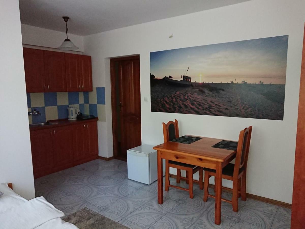 Grodzisko Pokoje Do Wynajecia Krynica Morska Exteriér fotografie